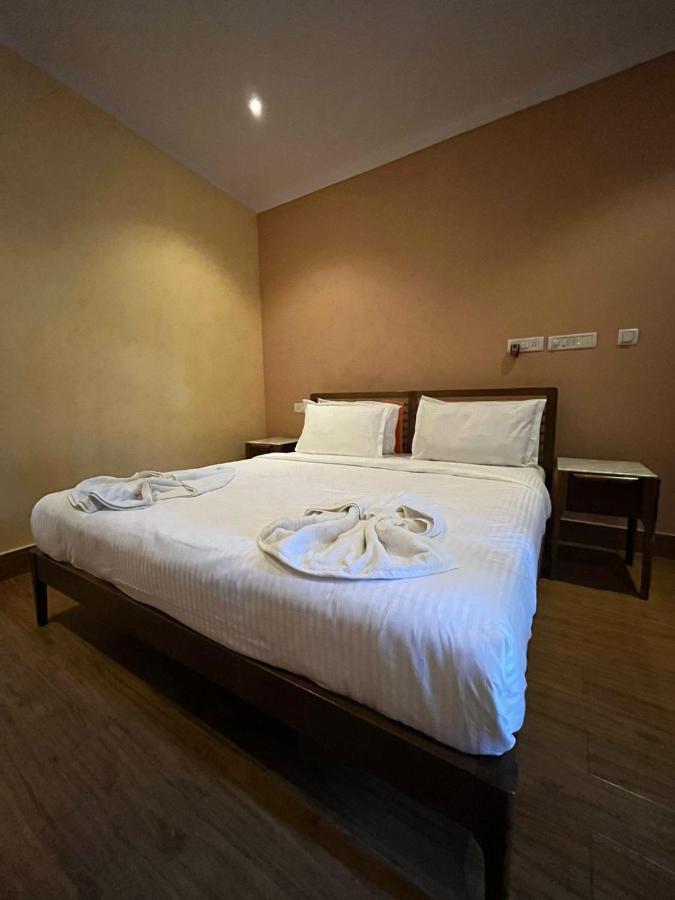 Hotel Rococco Ashvem Mandrem Zewnętrze zdjęcie