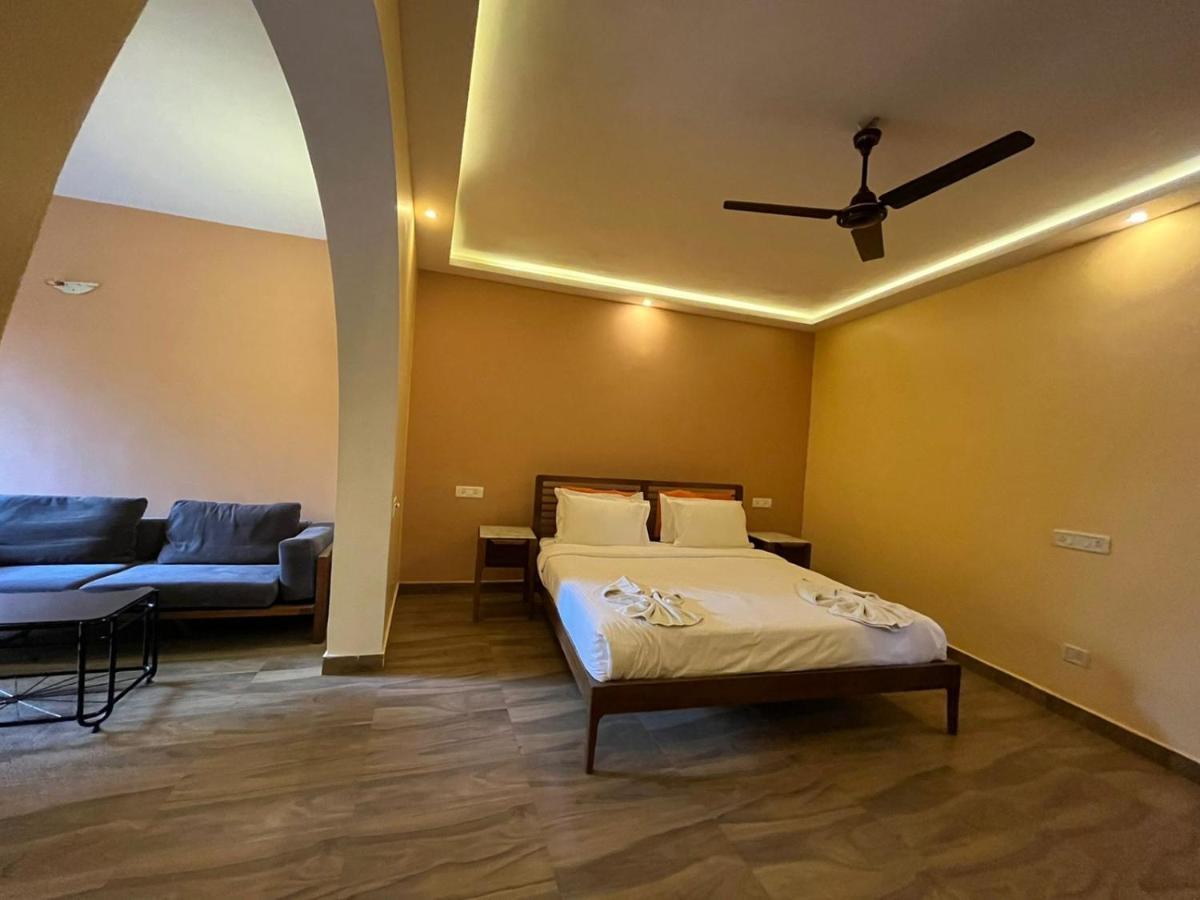 Hotel Rococco Ashvem Mandrem Zewnętrze zdjęcie