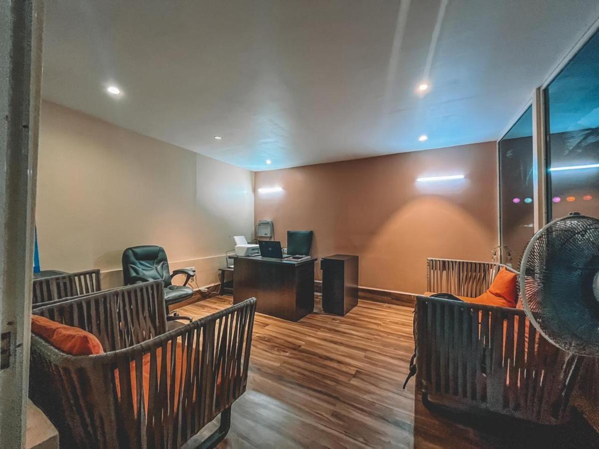 Hotel Rococco Ashvem Mandrem Zewnętrze zdjęcie